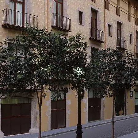 Catalonia Born Барселона