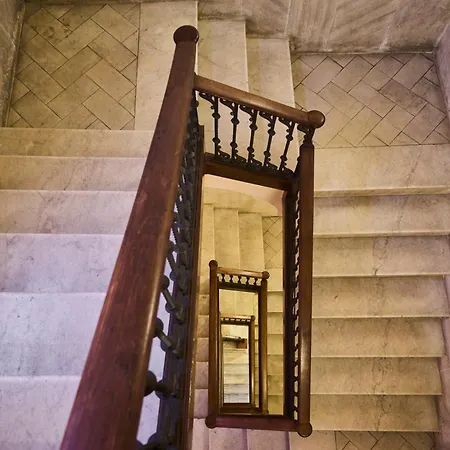 Catalonia Born Hotell