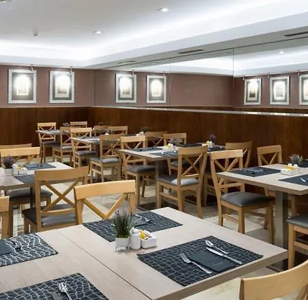 Catalonia Born Hotel