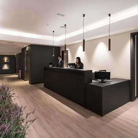 Catalonia Born Hotel