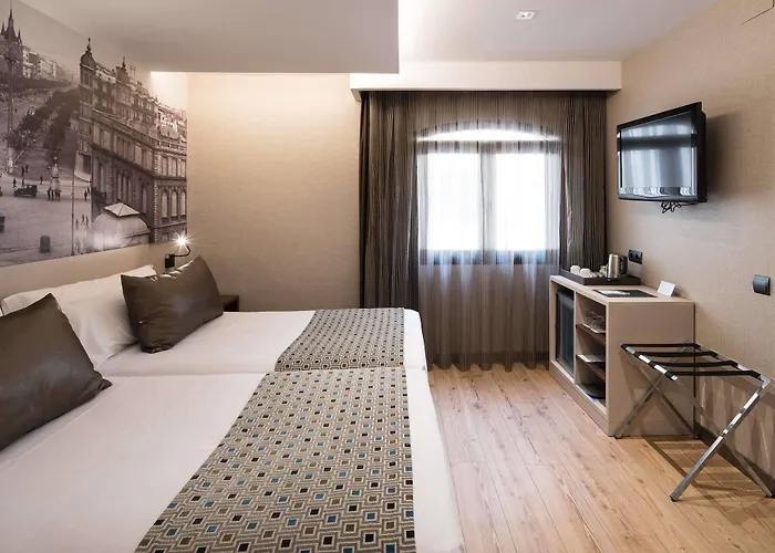 Catalonia Born Hotel 4*