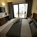 فندق كاتالونيا بورن 4*